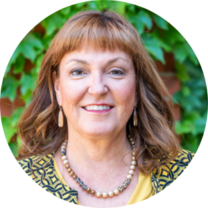 Linda Shaw Headshot