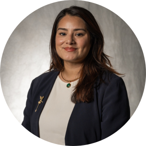 Adriana Espinoza Headshot